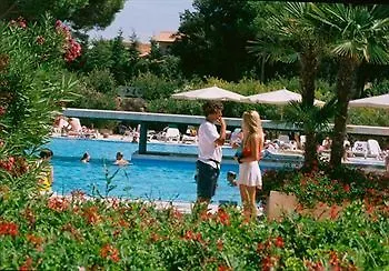 Garden Toscana Resort San Vincenzo 3*,